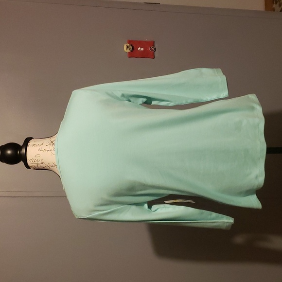 Kim Roger's Lady's V-Neck 3/4 Sleeved with Beautiful Lace Shoulders - Picture 5 of 10